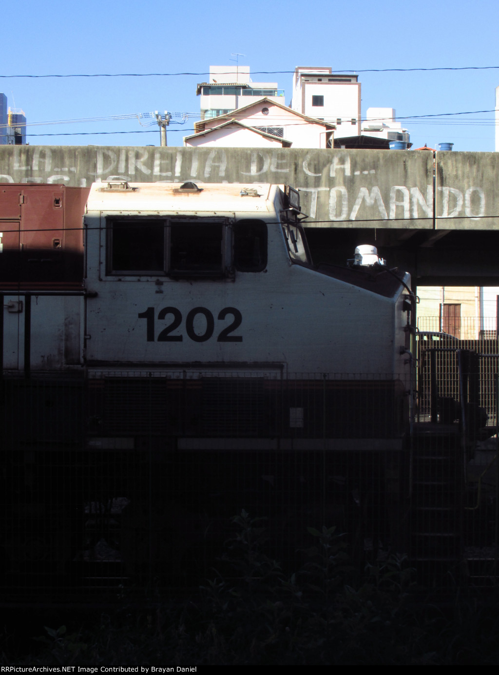 EFVM 1202